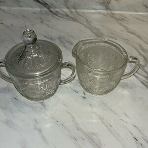 Anchor hocking crystal creamer and sugar bowl with lid
